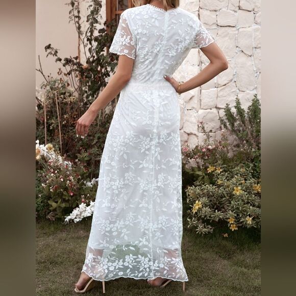 Romantic Embroidered Lace Tulle Maxi Summer Country Wedding Dress - Picture 6 of 10
